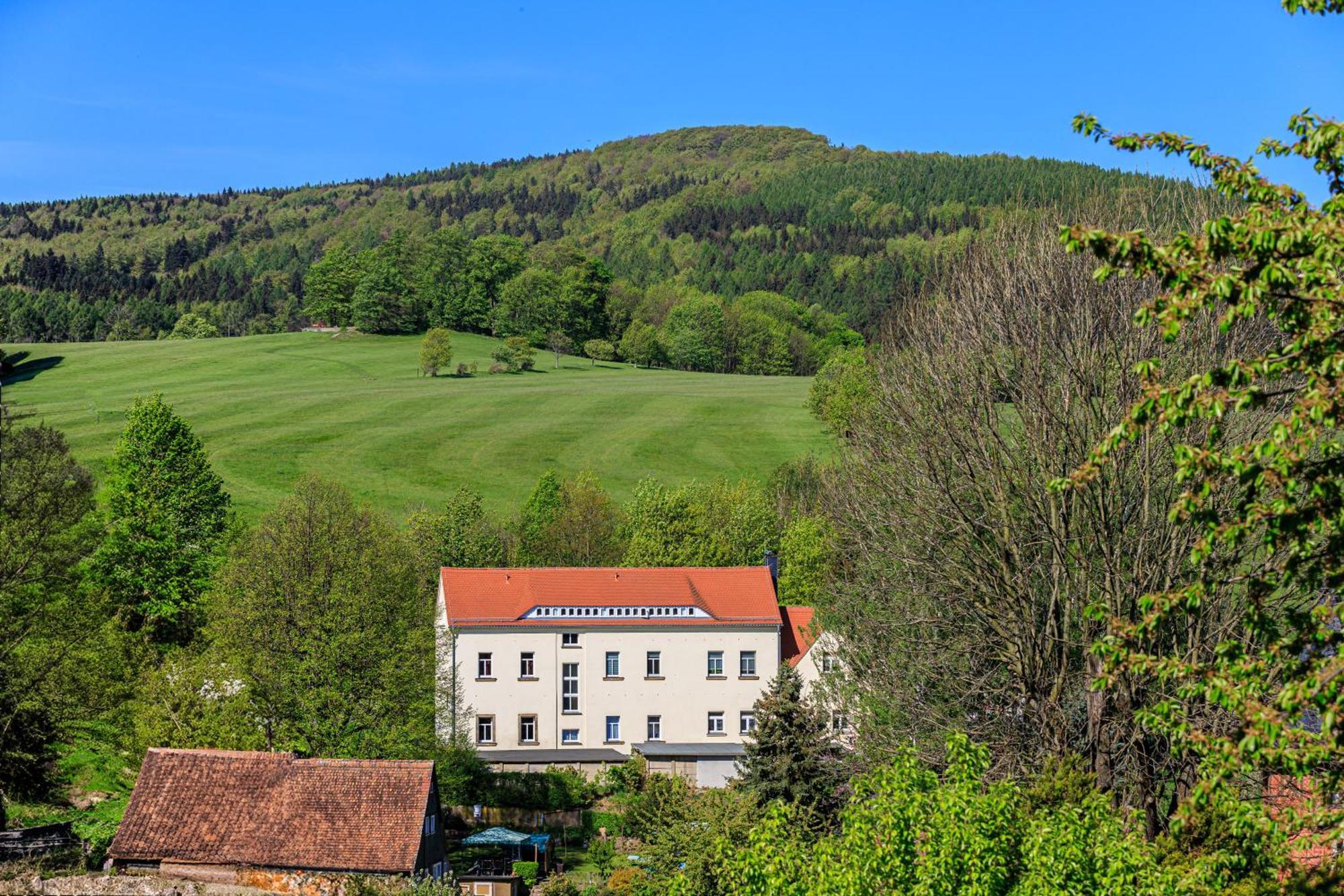 Ferienwohnung Sprejnik - Residenz Sonnenhuebel Гросшунау Екстериор снимка